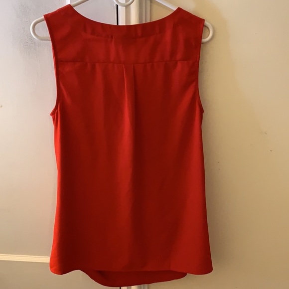 Perfect red top - Picture 6 of 6